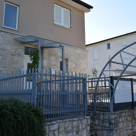 Mare Porat Villa